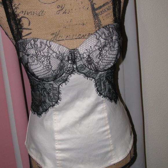 Black and White Bustier - Picture 2 of 8